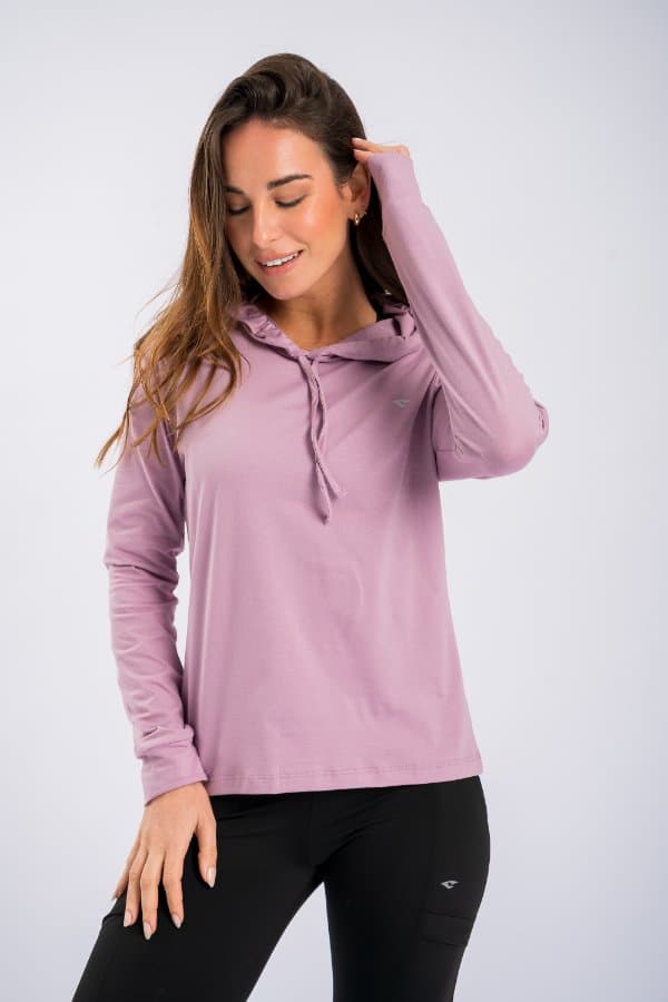 Remera con capucha